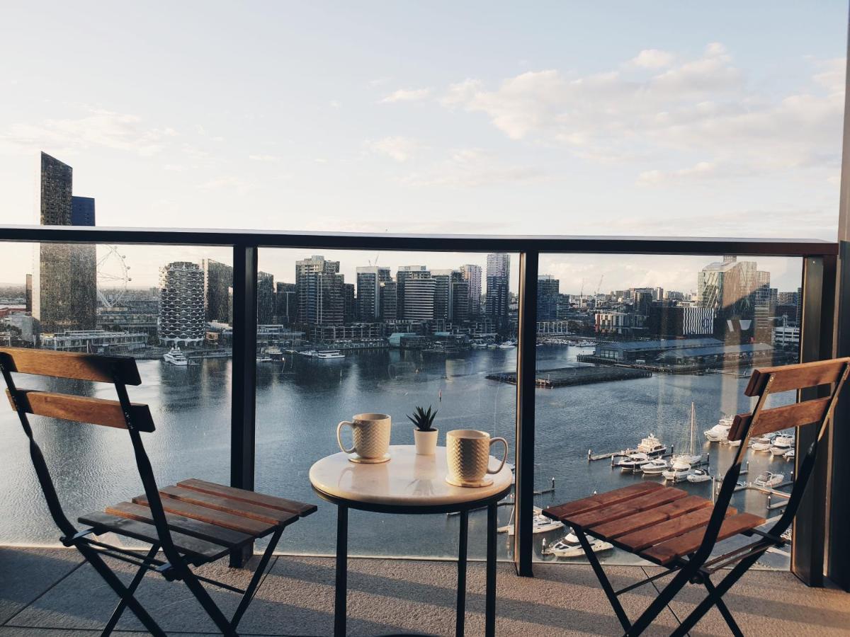 Orange Stay At Collins Wharf Melbourne Exterior photo